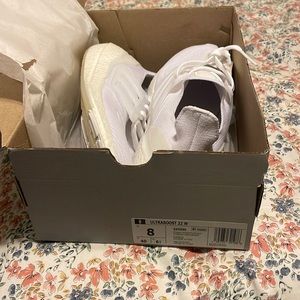 NEVER BEEN WORN!!! White Adidas Ultraboost!
